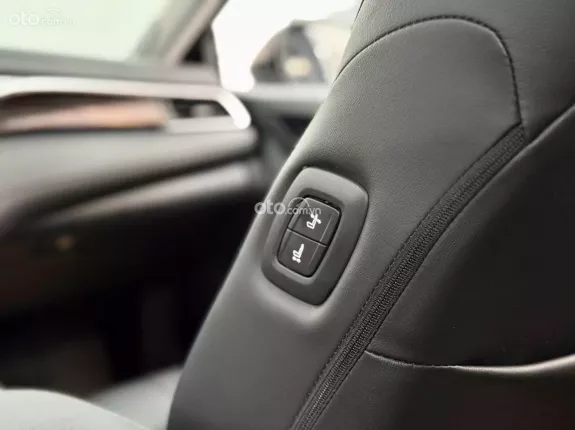 Toyota Camry 2.5Q 2021 - Siêu đẹp xe gia đình giữ kỹ