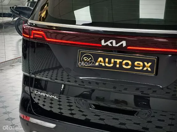Kia Carnival 2.2D Signature 2024 - Mẫu xe gia đình 7 chổ cửa lùa, rộng rãi, thoải mái, full options