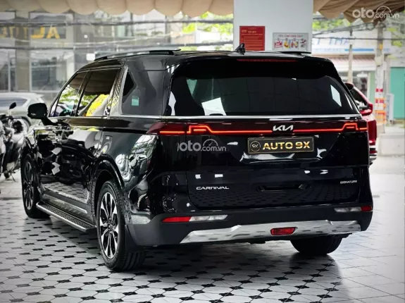 Kia Carnival 2.2D Signature 2024 - Mẫu xe gia đình 7 chổ cửa lùa, rộng rãi, thoải mái, full options