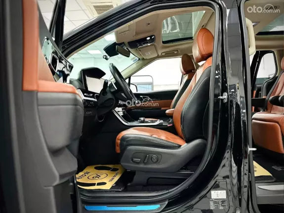 Kia Carnival 2.2D Signature 2024 - Mẫu xe gia đình 7 chổ cửa lùa, rộng rãi, thoải mái, full options