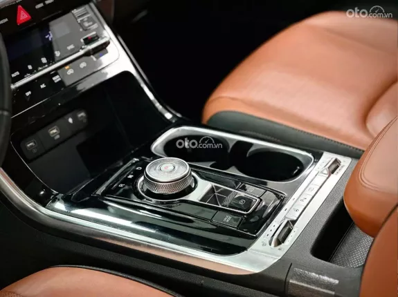 Kia Carnival 2.2D Signature 2024 - Mẫu xe gia đình 7 chổ cửa lùa, rộng rãi, thoải mái, full options