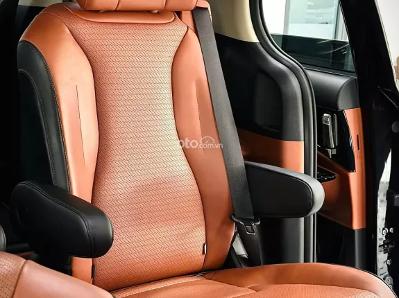Kia Carnival 2.2D Signature 2024 - Mẫu xe gia đình 7 chổ cửa lùa, rộng rãi, thoải mái, full options