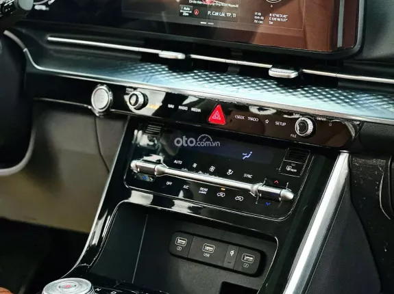 Kia Carnival 2.2D Signature 2024 - Mẫu xe gia đình 7 chổ cửa lùa, rộng rãi, thoải mái, full options