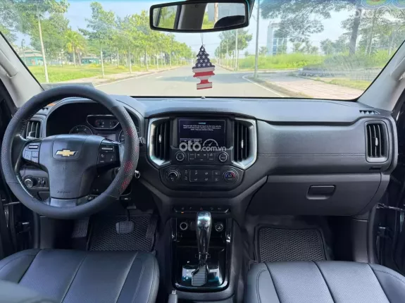 Chevrolet Trailblazer 2.5L 4x4 AT LTZ  2018 - Hỗ trợ góp ngân hàng 50-60%