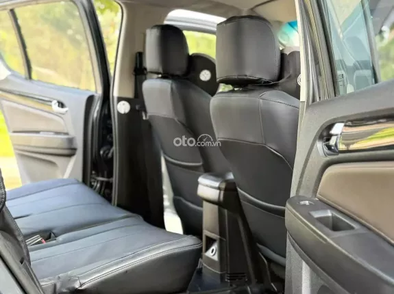 Chevrolet Trailblazer 2.5L 4x4 AT LTZ  2018 - Hỗ trợ góp ngân hàng 50-60%