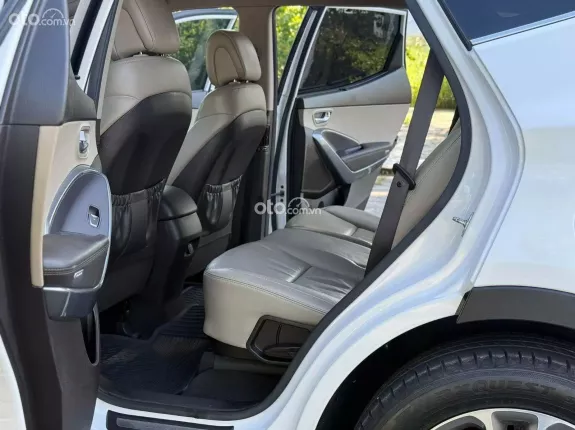 Hyundai Santa Fe 2.2L Dầu Cao cấp 2018 - Xe cực chất, sang trọng. Giữ giá tốt, tiết kiệm nhiên liệu
