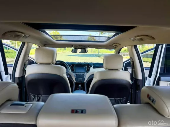 Hyundai Santa Fe 2.2L Dầu Cao cấp 2018 - Xe cực chất, sang trọng. Giữ giá tốt, tiết kiệm nhiên liệu