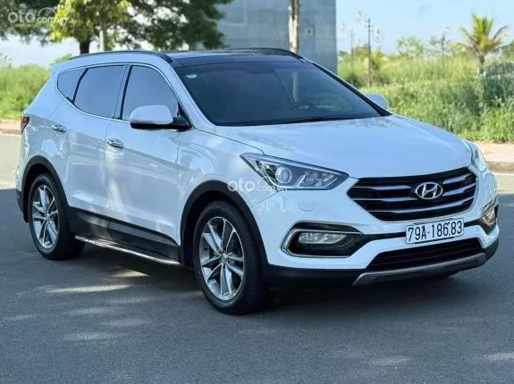 Hyundai Santa Fe 2.2L Dầu Cao cấp 2018 - Xe cực chất, sang trọng. Giữ giá tốt, tiết kiệm nhiên liệu