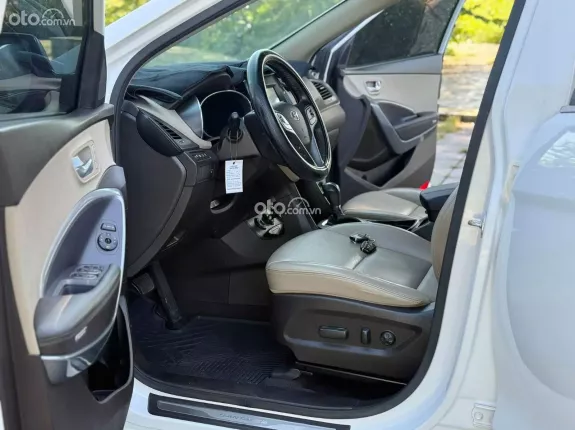 Hyundai Santa Fe 2.2L Dầu Cao cấp 2018 - Xe cực chất, sang trọng. Giữ giá tốt, tiết kiệm nhiên liệu