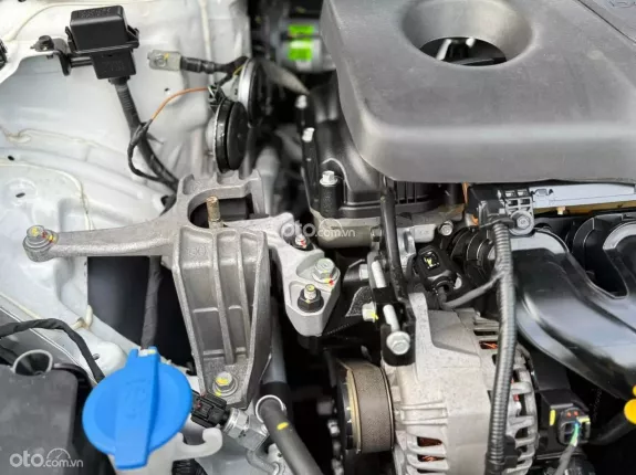 Hyundai Elantra 1.8 MT 2021 - Nhỏ gọn dễ sử dụng, tiết kiệm nhiên liệu. Hỗ trợ góp ngân hàng