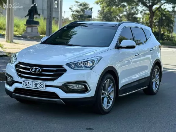 Hyundai Santa Fe 2.2L Dầu Cao cấp 2018 - Xe cực chất, sang trọng. Giữ giá tốt, tiết kiệm nhiên liệu