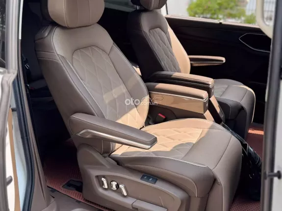 Volkswagen Viloran Luxury 2024 - Volkswagen Viloran Luxury 2024
