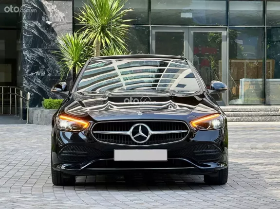 Mercedes-Benz C200 Avantgarde Plus 2023 - C200 Avantgarde Plus 2024