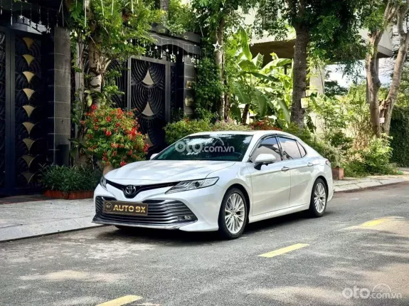 Toyota Camry 2.5Q 2020 - Full Options - 1 chủ từ đầu, full lịch sử hãng