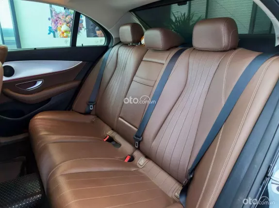 Mercedes-Benz E180 2022 - FULL LỊCH SỬ HÃNG