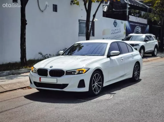 BMW 320i Sport Line 2025 - Trắng 9.000km