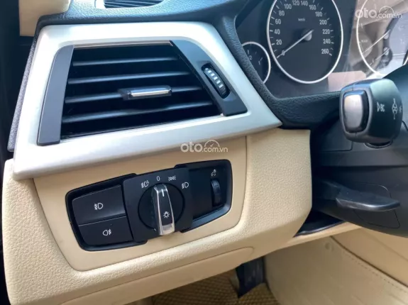 BMW 320i 2014 - Xe gia đình bảo dưỡng kỹ lưỡng