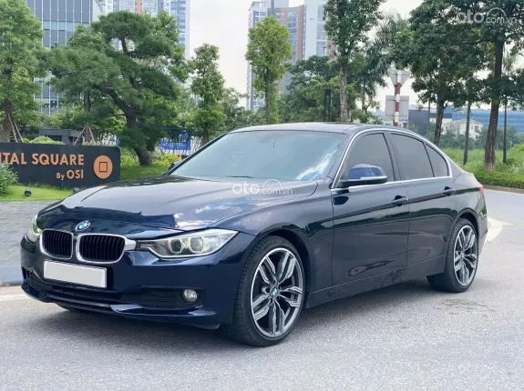 BMW 320i 2014 - Xe gia đình bảo dưỡng kỹ lưỡng