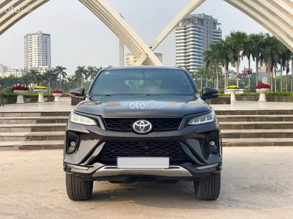 Toyota Fortuner 2.4 AT 4x2 Legender 2022 - Xe chính chủ tư nhân Hà Nội
