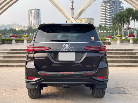 Toyota Fortuner 2.4 AT 4x2 Legender 2022 - Xe chính chủ tư nhân Hà Nội