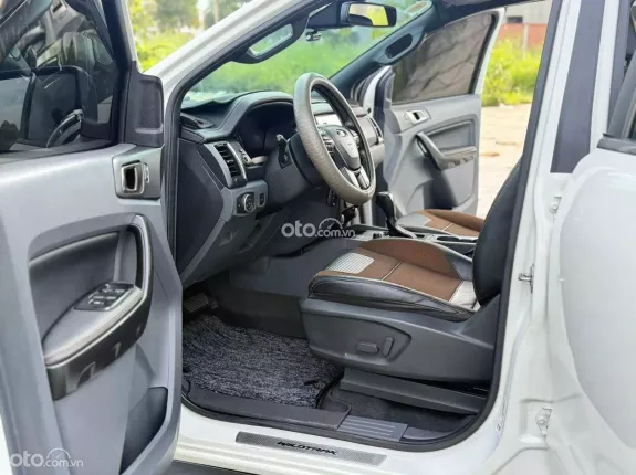 Ford Ranger Wildtrak 3.2 4x4 AT 2016 - Mạnh mẽ, phù hợp đi làm và đi chơi. Hỗ trợ góp ngân hàng