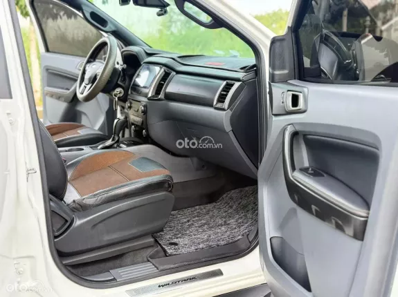 Ford Ranger Wildtrak 3.2 4x4 AT 2016 - Mạnh mẽ, phù hợp đi làm và đi chơi. Hỗ trợ góp ngân hàng