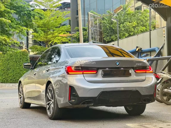 BMW 320i Sport Line 2024 - Nt Đỏ