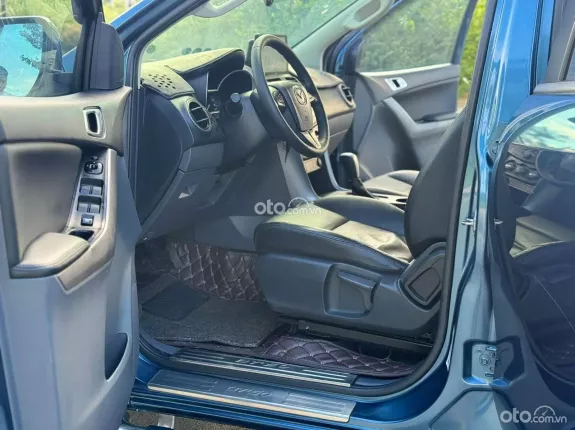 Mazda BT-50 Deluxe 4x2 2.2 AT 2021 - Xe cực chất, sang trọng. Hỗ trợ góp ngân hàng