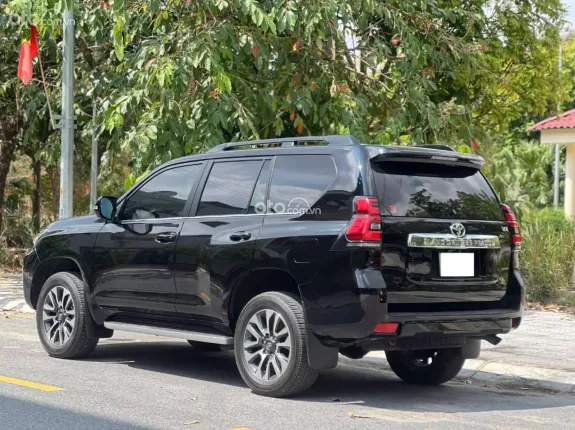 Toyota Land Cruiser Prado VX 2023 - Giá sẽ tốt
