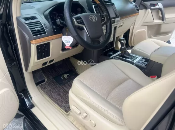Toyota Land Cruiser Prado VX 2023 - Giá sẽ tốt