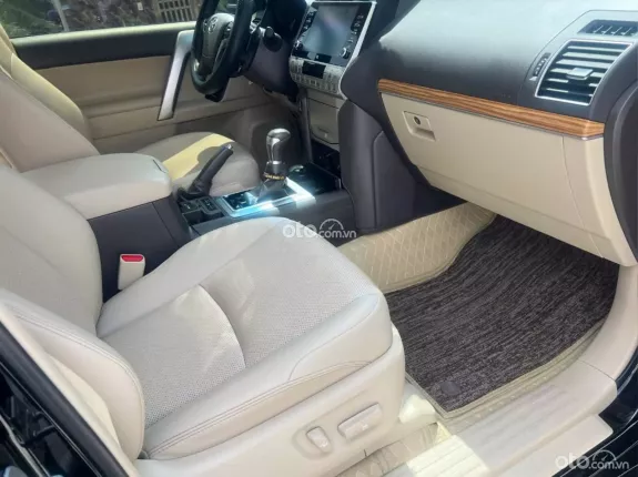 Toyota Land Cruiser Prado VX 2023 - Giá sẽ tốt