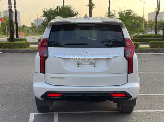 Mitsubishi Pajero Sport D 4x2 AT 2021 - Hàng cực đẹp luôn các bác nhé