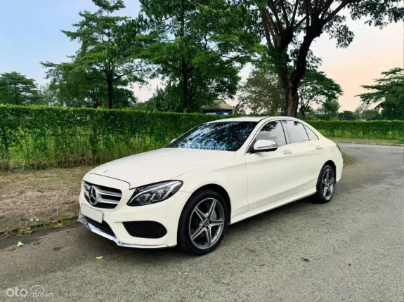 Mercedes-Benz C300 AMG 2016 - BIỂN HCM BẢO DƯỠNG CHUẨN CHỈNH