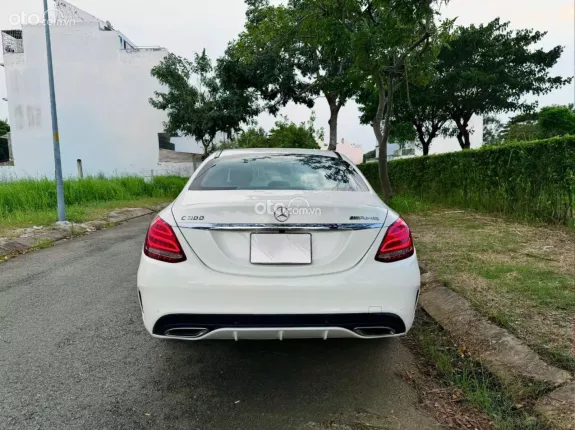 Mercedes-Benz C300 AMG 2016 - BIỂN HCM BẢO DƯỠNG CHUẨN CHỈNH