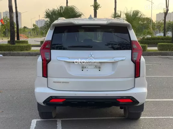 Mitsubishi Pajero Sport D 4x2 AT 2021 - Xe một chủ biển tỉnh, hồ sơ đầy đủ cầm tay