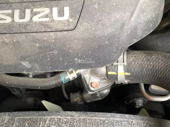 Isuzu mu-X 1.9 PRESTIGE 4X2 AT 2025 - Tư nhân một chủ Hà Nội