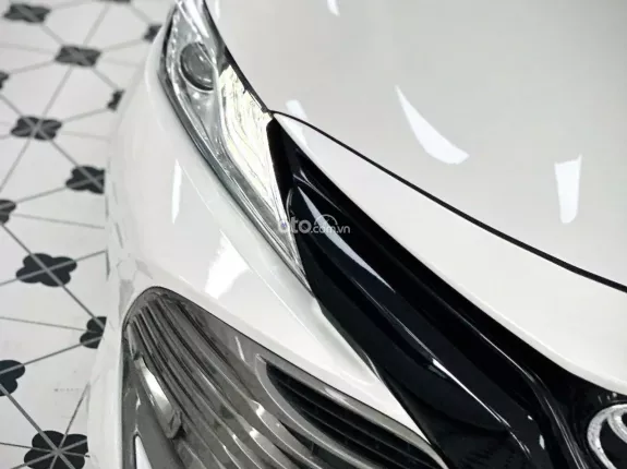 Toyota Camry 2.5G 2019 - Siêu đẹp đi lướt km thấp