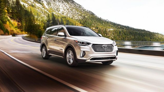 Đánh giá xe Hyundai SantaFe 2017 về thiết kế và khả năng vận hành