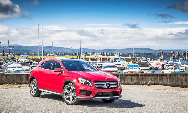 Đánh giá xe Mercedes-Benz GLA250 4Matic 2015