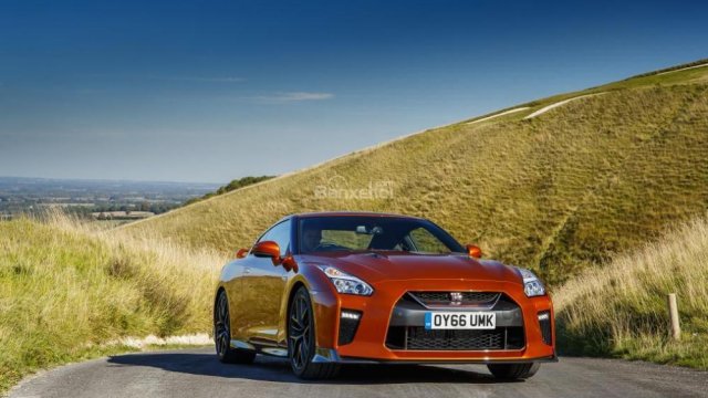 Đánh giá xe Nissan GT-R 2017