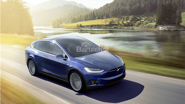 Đánh giá xe Tesla Model X 2016