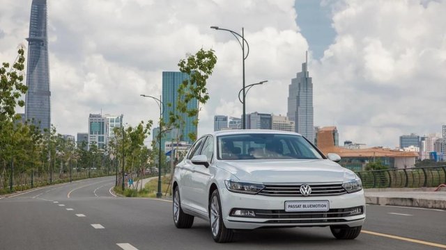 Đánh giá xe Volkswagen Passat 2018