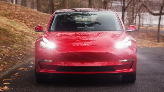 Đánh giá xe Tesla Model 3 2018