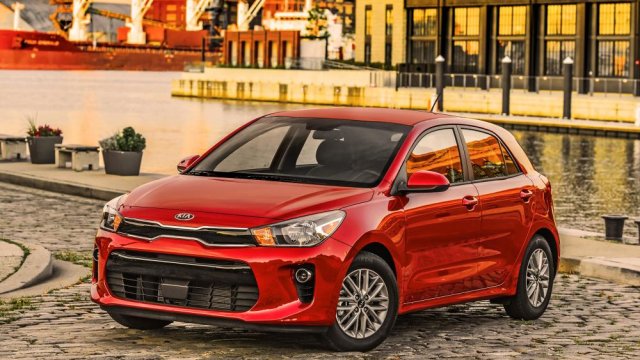 Đánh giá xe Kia Rio 2018: Thay đổi toàn diện