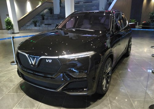 Đánh giá xe VinFast LUX V8 2019: Phiên bản hiệu năng cao của LUX SA2.0