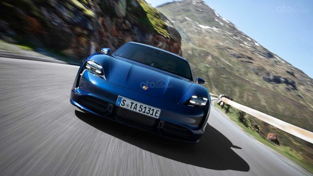 Đánh giá xe Porsche Taycan 2020