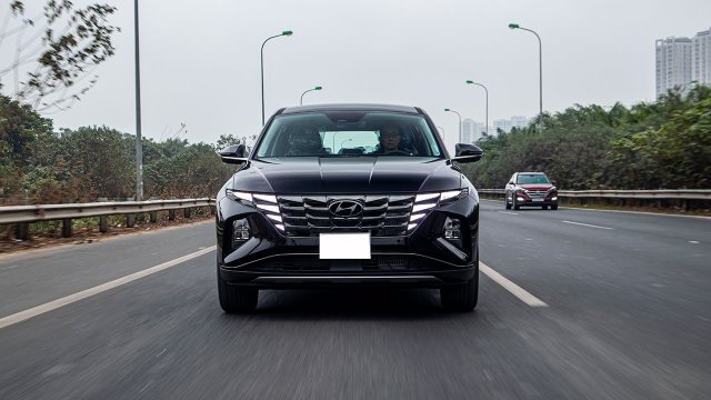Đánh giá xe Hyundai Tucson 2022: Vận hành, cách âm có tốt hơn Honda CR-V, Mazda CX-5?