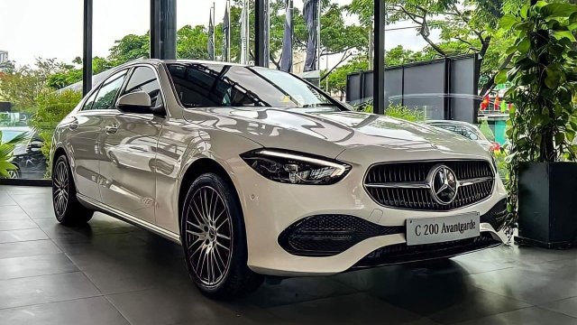 Đánh giá xe Mercedes-Benz C200 Avantgarde: Giá thành hợp lý, trang bị tương đối đầy đủ 