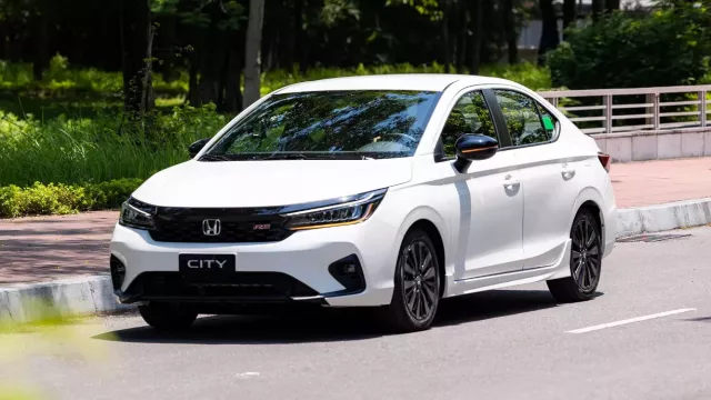 Doanh số sedan cỡ B tháng 3/2024: Vios tăng trưởng tới 450% nhưng chưa thể vượt qua City