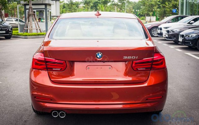 Đón chào thế hệ mới, Thaco bất ngờ xả hàng BMW 3-Series thế hệ cũ, giảm giá lên tới 275 triệu 4